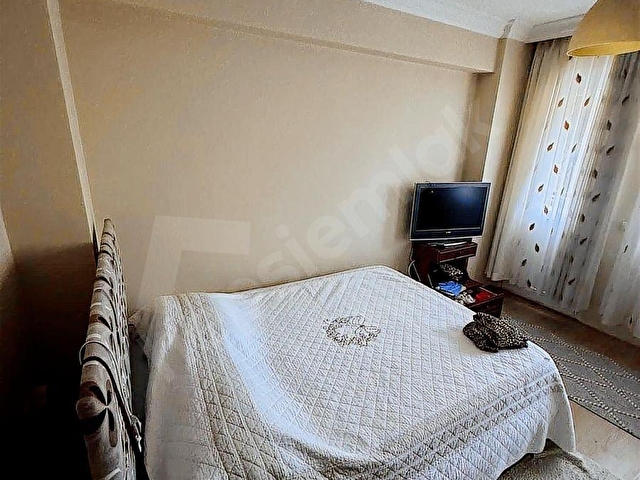 MERKEZDE SAHİLE MARİNAYA YÜRÜME MESAFESİNDE DAİRE