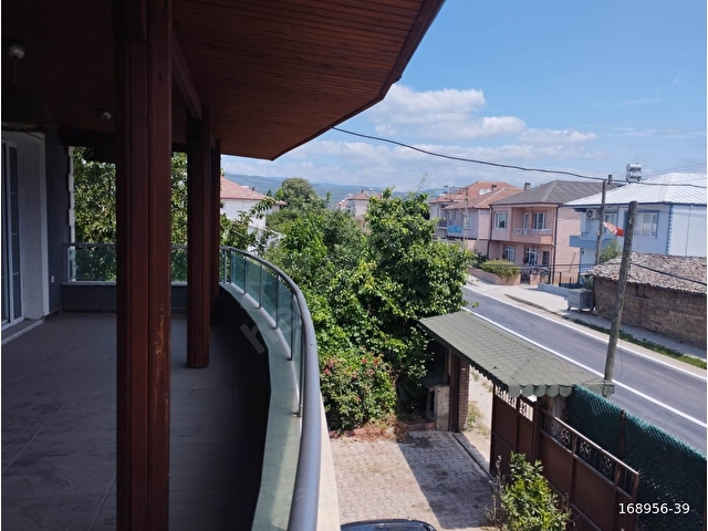 İZNİK ÇAKIRCADA CADDE ÜZERİ 1290 m2 İÇİNDE 2KATLI MÜSTAKİL VİLLA - Görsel 29