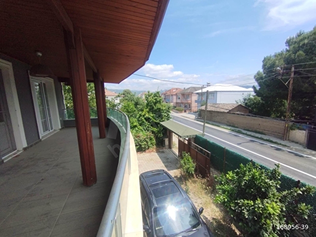 İZNİK ÇAKIRCADA CADDE ÜZERİ 1290 m2 İÇİNDE 2KATLI MÜSTAKİL VİLLA - Görsel 5