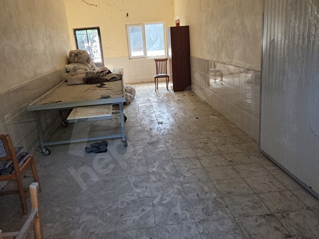 İZNİK ÇAKIRCADA CADDE ÜZERİ 1290 m2 İÇİNDE 2KATLI MÜSTAKİL VİLLA - Görsel 16