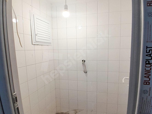MÜSLÜM EMLAKTAN GÜMÜŞPALADA 2+1 METROBÜSE YAKIN ARA KAT DAİRE - Görsel 20