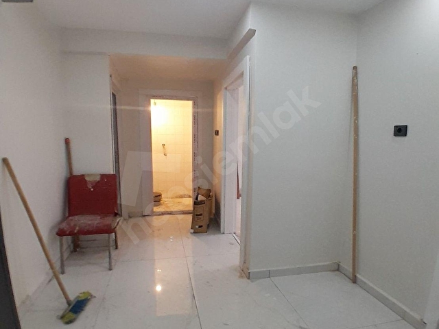 MÜSLÜM EMLAKTAN GÜMÜŞPALADA 2+1 METROBÜSE YAKIN ARA KAT DAİRE - Görsel 11