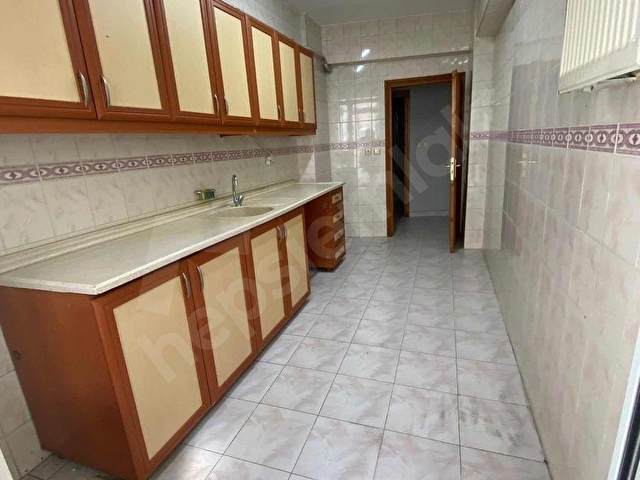 BAYRAMPAŞA HÜRRİYET SOKAKTA 3+1 KİRALIK DAİRE ! - Görsel 9