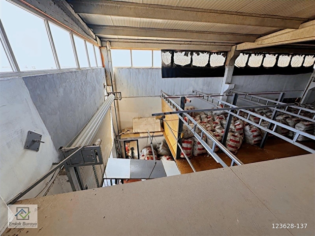 izmir torbalı pancar çetmen sanayi 700 m2 satılık depo fabrika - Görsel 9