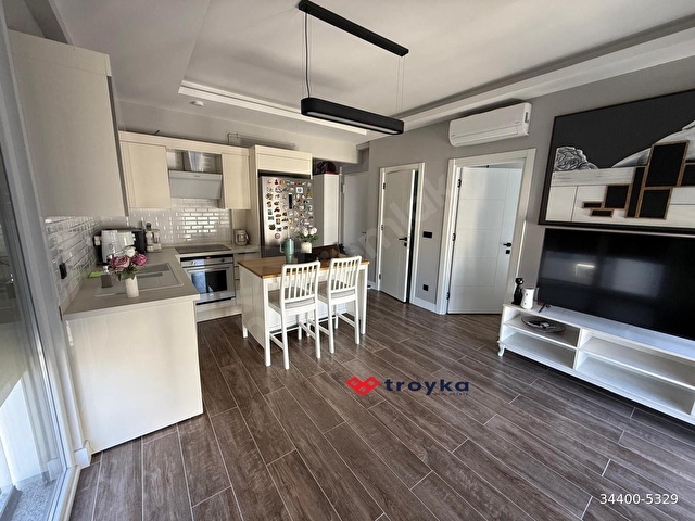 KADIKÖY SUADİYEDE  2+1 SATILIK DAİRE TROYKADAN - Görsel 2