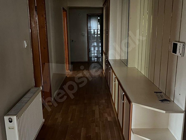 Etimesgut İstasyon Mahallesinde Kiralık 3+1
