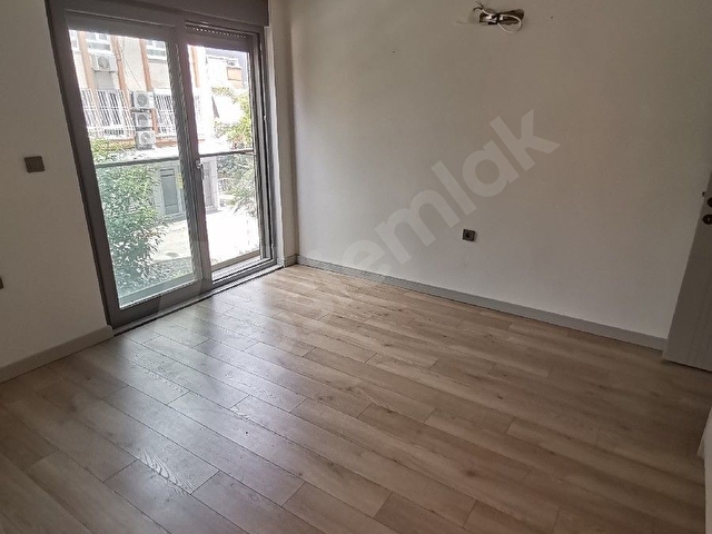 Zerdalilik Mah 2+1 amerikan mutfak doğalgaz ebebeyin banyolu lüks daire 35bintl - Görsel 5