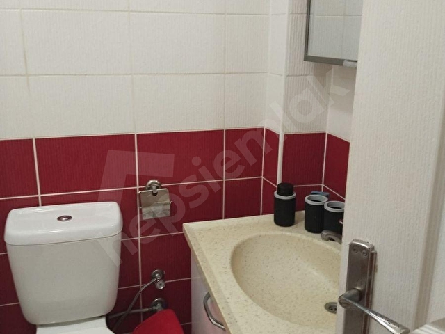 Güzelyalı 56 sk EŞYALI sahile ulaşımlara yakın bahçe cepheli 2+1 - Görsel 7