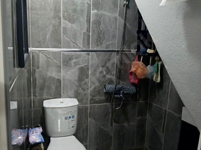 AYVALIK MERKEZDE TERASLI 2 KATLI 2+1 MÜSTAKİL KAGİR EVİ - Görsel 10