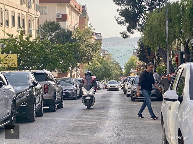 MERKEZİ LOKASYONDA MARMARAY SAHİL YAKIN 2KAT SIFIR BALKONLU EBEVEYNLİ LÜX 2+1 - Görsel 2