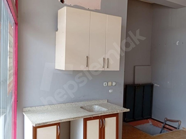 Topçu mahallesinde. Her işe uygun kiralık dükkan - Görsel 4