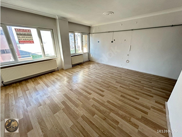 BANDIRMA HACIYUSUFTA ARA KAT ÖN CEPHE BALKONLU KİRALIK 2+1 DAİRE - Görsel 2