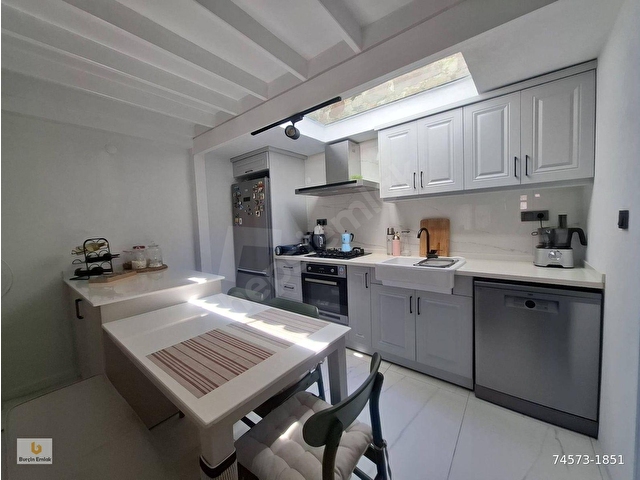 Ayvalık Macaronda Teraslı, Yenilenmiş Tarihi Rum Evi - Görsel 7