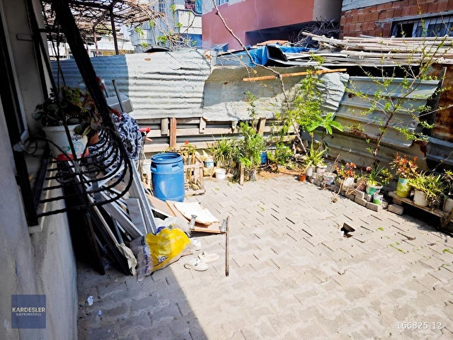 Koza mahallesinde 150 m² arsa içerisinde 110 m² oturuma sahip ev - Görsel 24