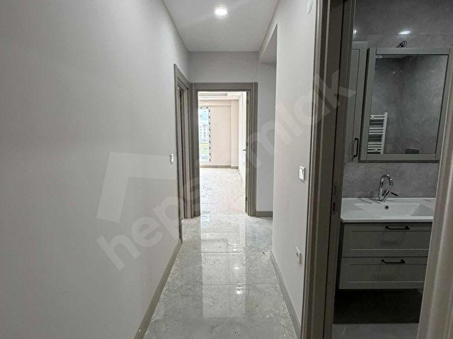 SİLİVRİ YENİ MAHALLEDE SATILIK ARAKAT 2+1 KAPALI OTOPARKLI DAİRE - Görsel 7