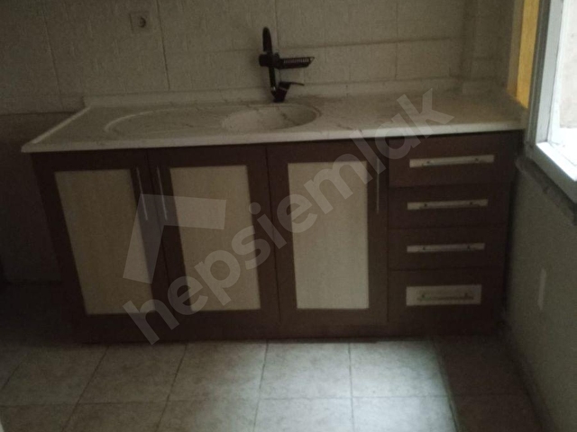 ALAYBEYDE SAHİLE YAKIN KİRALIK 2+1 ARAKAT DAİRE - Görsel 5