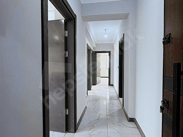 BAŞİSKELE DE SATILIK ARAKAT 2+1 DAİRE - Görsel 17