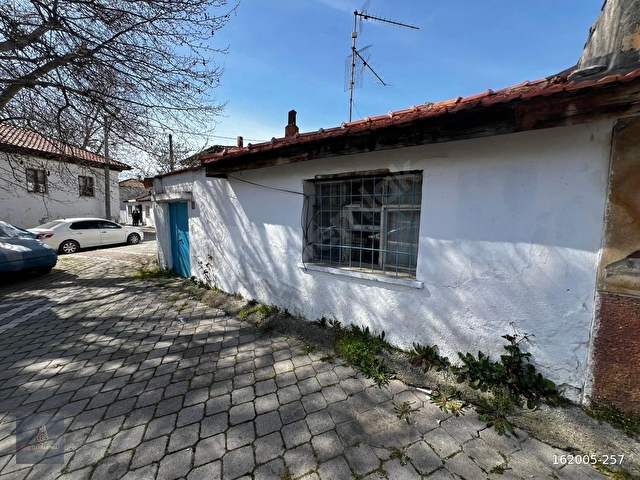 ▀GÜÇTEN ÇAMLIBELDE GENİŞ BAHÇE KULLANIMLI 2 BLOK AVLULU KÖY EVİ - Görsel 21