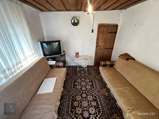▀GÜÇTEN ÇAMLIBELDE GENİŞ BAHÇE KULLANIMLI 2 BLOK AVLULU KÖY EVİ - Görsel 24