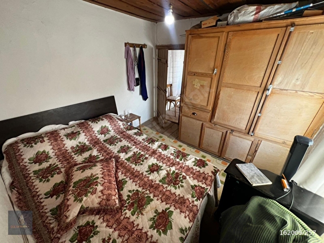 ▀GÜÇTEN ÇAMLIBELDE GENİŞ BAHÇE KULLANIMLI 2 BLOK AVLULU KÖY EVİ - Görsel 26