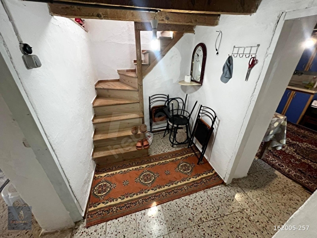 ▀GÜÇTEN ÇAMLIBELDE GENİŞ BAHÇE KULLANIMLI 2 BLOK AVLULU KÖY EVİ - Görsel 28