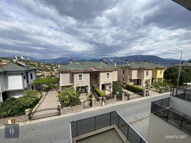 Milasta Tripleks 4+1 Doğa Manzaralı Villa Harmaya Real Estate