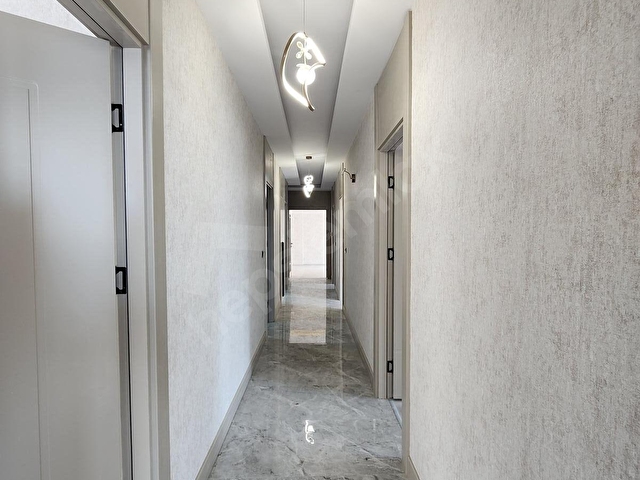 CADDE YANI ÇİFT BALKONLU YEMEK ODALI GENİŞ 4+1 SATILIK DAİRE - Görsel 27
