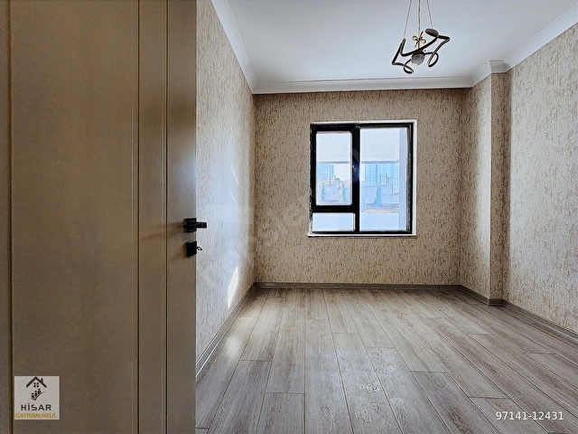CADDE YANI ÇİFT BALKONLU YEMEK ODALI GENİŞ 4+1 SATILIK DAİRE - Görsel 15
