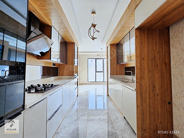 CADDE YANI ÇİFT BALKONLU YEMEK ODALI GENİŞ 4+1 SATILIK DAİRE - Görsel 3