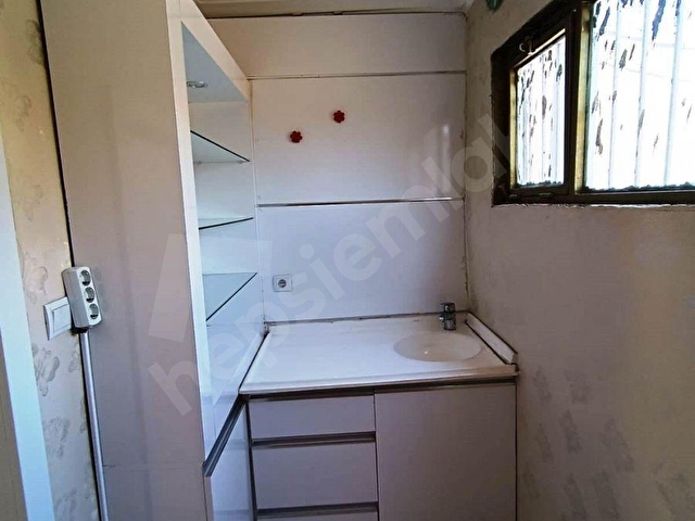 AFYON ÖZTÜRK EMLAKTAN ÇARŞI MERKEZDE 3+1  KİRALIK DAİRE - Görsel 14