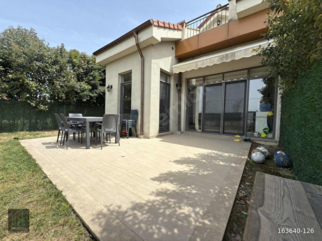 PORTO - NEO PARK BOLLUCA SİTESİNDE GENİŞ BAHÇELİ SATILIK VİLLA!