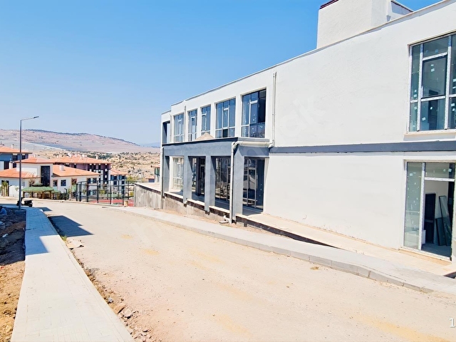 4.750 KONUT TOKİ PROJESİNDE OKULLARIN ORTASINDA TERASLI İŞYERİ - Görsel 29