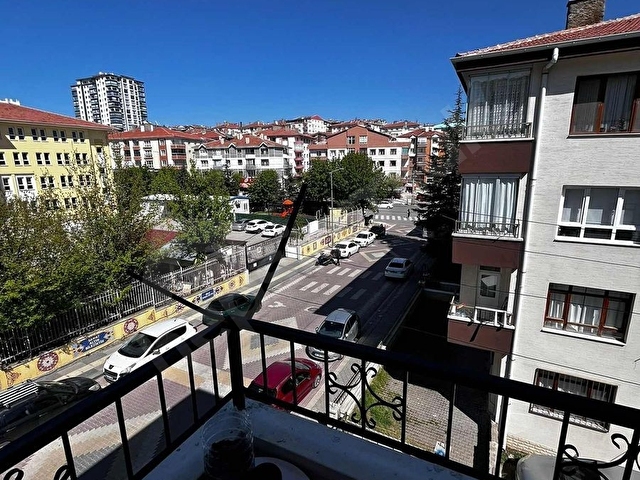 PURSAKLAR MERKEZDE 3+1 YAPILI İSKANLI KÖK TAPU TAMAMINA KREDİ - Görsel 2