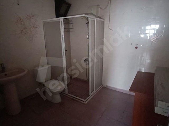 İPEK DEN AYDINLIKEVLERDE 175 M2 GENİŞ YAPILI 4+1 KİRALIK DAİRE - Görsel 8