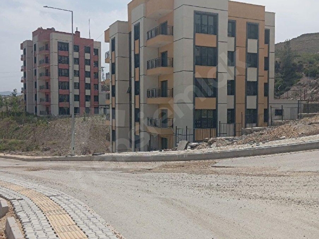 İLKİMDEN KİSECİK 1 BÖLGE 1 ETAP TOKİ KONUTLARINDA ANA CADDE UZERİNDE KİRALIK DAİRE - Görsel 12