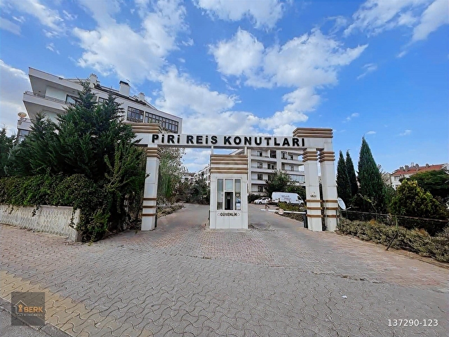 PİRİ REİS KONUTLARINDA KİRALIK EŞYALI ARA KAT 1+1 DAİRE - Görsel 19