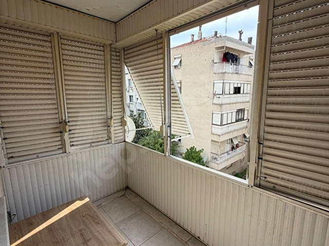 Bostanlıda Merkezi Konumda Ara Kat 3+1 Kiralık Daire - Görsel 18