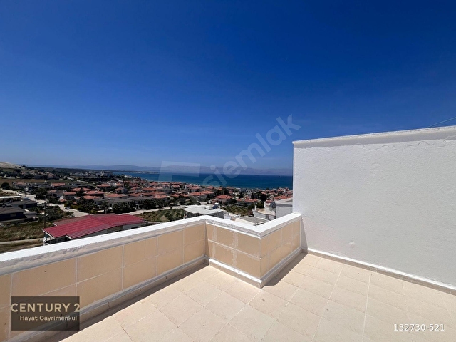 Çeşme Çiftlikköyde Her Kattan Deniz Manzaralı Satılık Villa - Görsel 26