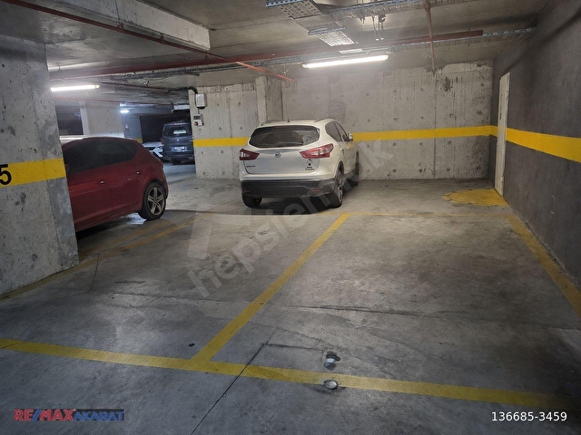 RESİM İSTANBUL SİTESİ ÇİFT OTOPARK KULLANIMLI 2+1 SATILIK DAİRE