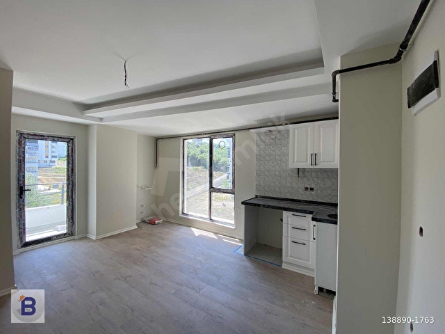 BULUT EMLAKTAN ULAŞIMA YAKIN LÜX YAPILI ARAKAT 1+1 SATILIK DAİRE