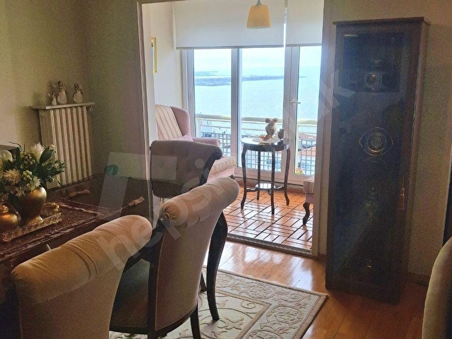 Basın Sitesi Otoparklı Asansörlü Sitede Deniz Manzaralı 3.5+1 daire - Görsel 7