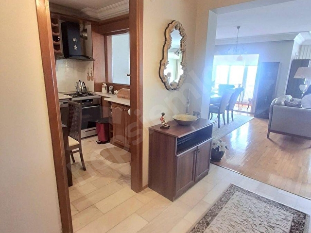 Basın Sitesi Otoparklı Asansörlü Sitede Deniz Manzaralı 3.5+1 daire - Görsel 14