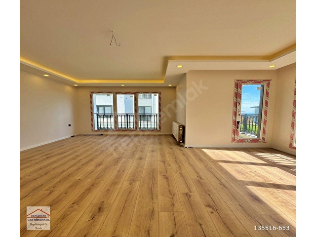 KAVAKLI MAHDE DENİZ MANZARALI SIFIR KİRALIK 2+1 ARAKAT DAİRE - Görsel 7