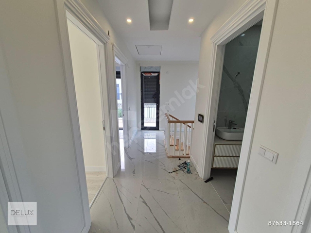 DELUXDEN ATATÜRK MAH.DE MÜKEMMEL KONUMDA ULTRALUX SIFIR VİLLA - Görsel 22