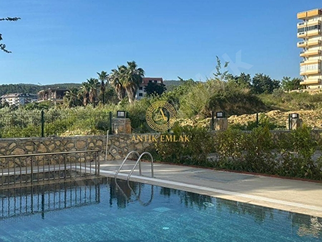 Alanya Avsallar Satılık 1+1 Daire Havuzlu, Asansörlü, Merkezi