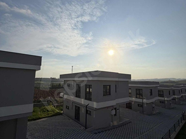 ÇUKUROVA ŞAMBAYADINDA 4+1 YÜKSEK KREDİ İMKANLI VİLLA - Görsel 4