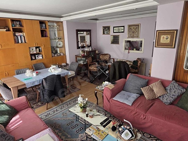 KARŞIYAKA ALAYBEYDE SAHİL YAKINI 3+1 DAİRE