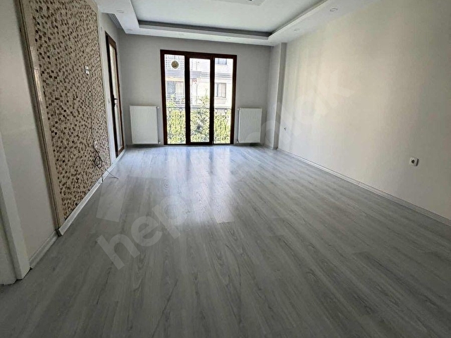 BEYLİKDÜZÜ KAVAKLI YEŞILYURT CAD YANİ 1+1 60 m2 1.KAT BALKONLU - Görsel 15