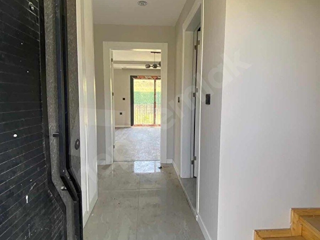 SARIÇAM ÇINARLIDA TRİPLEX VİLLA - Görsel 25