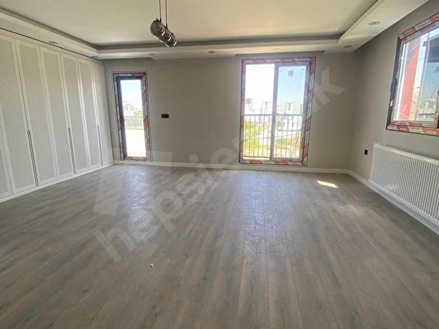SARIÇAM ÇINARLIDA TRİPLEX VİLLA - Görsel 6